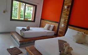 Lanta Emerald Bungalow